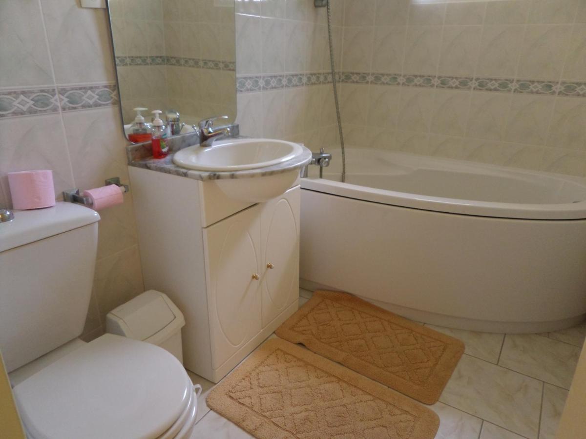 Bed and Breakfast Bienvenue A L'Andruere Cheille Екстер'єр фото