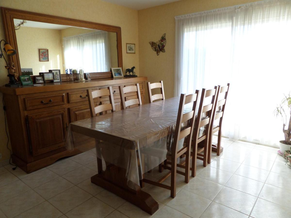 Bed and Breakfast Bienvenue A L'Andruere Cheille Екстер'єр фото