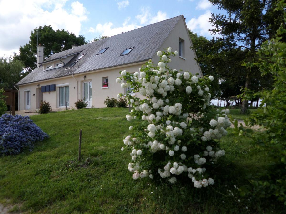 Bed and Breakfast Bienvenue A L'Andruere Cheille Екстер'єр фото